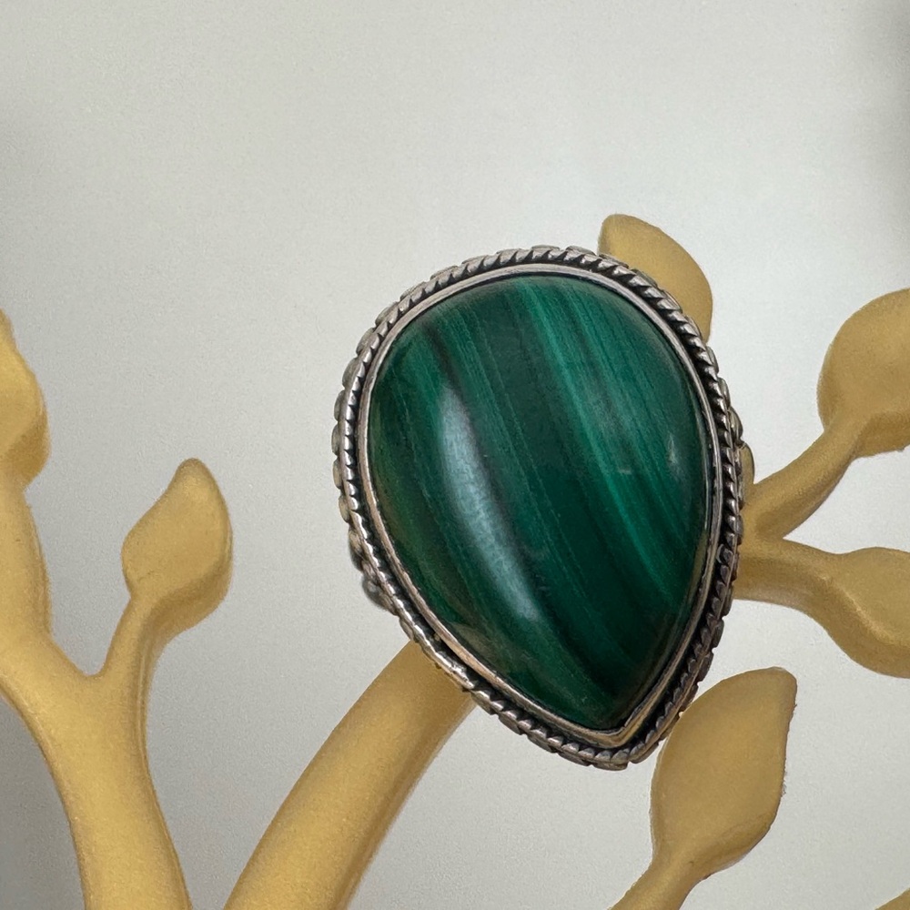 Vintage Malachite and Sterling Silver Pear Shaped Ring